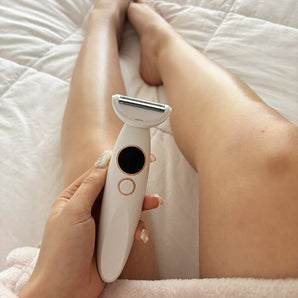 TrimmaPro™ – 5-in-1 tarkkuustrimmeri sileälle iholle