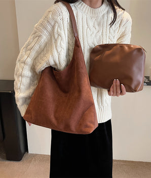 Suede olkalaukku